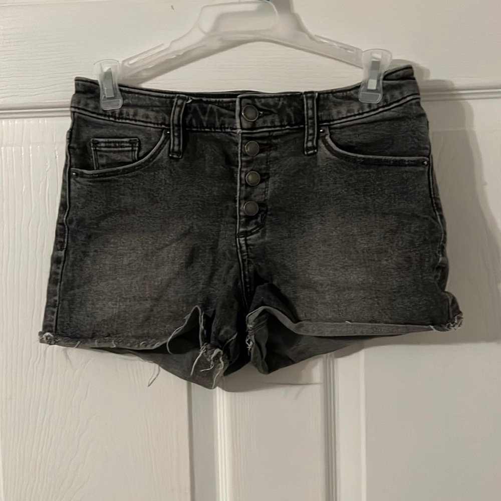 Black denim shorts size 00